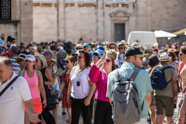 Bans, Fees, Taxes. Can Anything Stop Overtourism? 00Overtourism Dubrovnik facebookJumbo